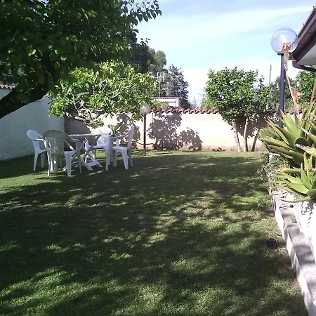 Giardino Di Pan Bed & Breakfast Castel Fusano