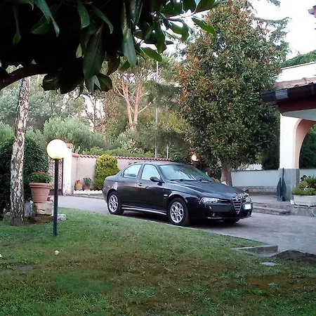 Giardino Di Pan Bed & Breakfast Castel Fusano