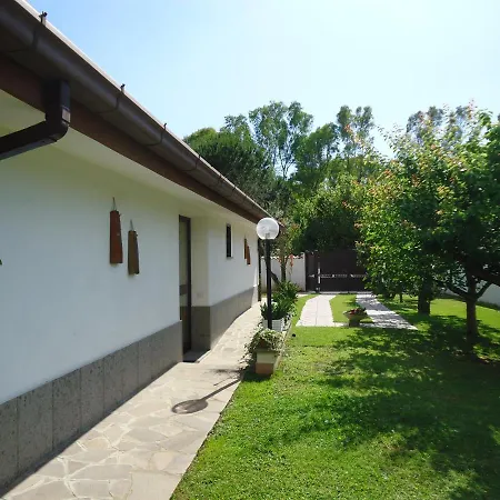 Giardino Di Pan Bed & Breakfast *